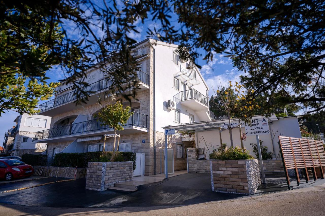 ילסה Kalina Deluxe Apartments מראה חיצוני תמונה