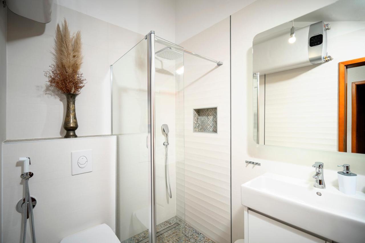 ילסה Kalina Deluxe Apartments מראה חיצוני תמונה