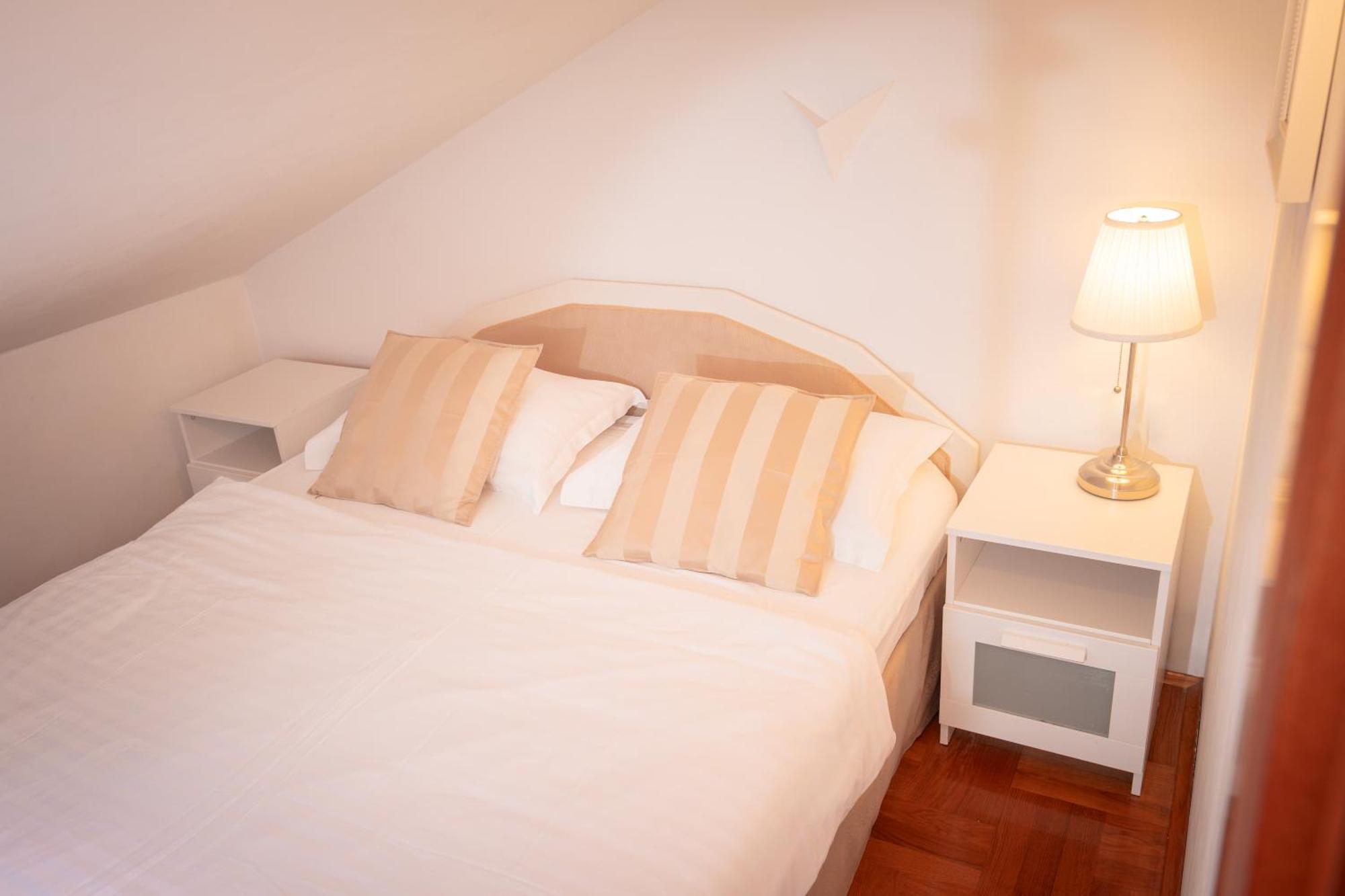ילסה Kalina Deluxe Apartments מראה חיצוני תמונה