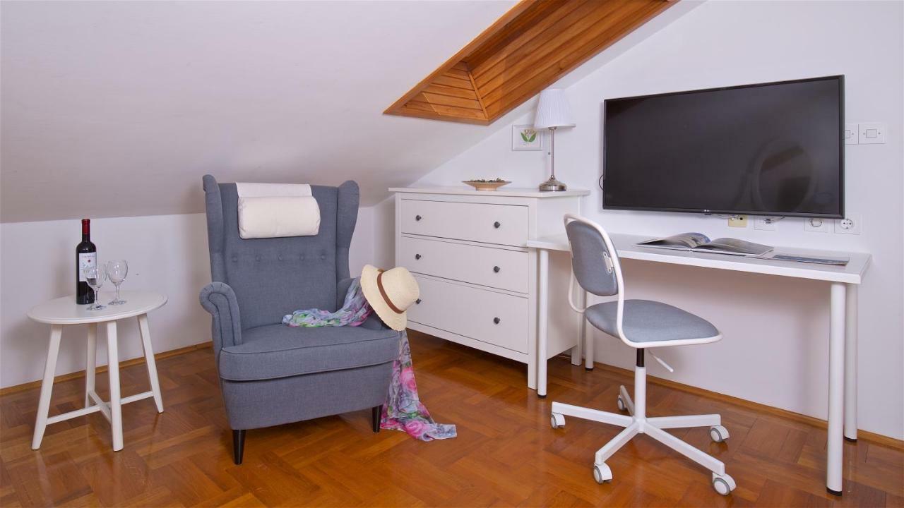 ילסה Kalina Deluxe Apartments מראה חיצוני תמונה