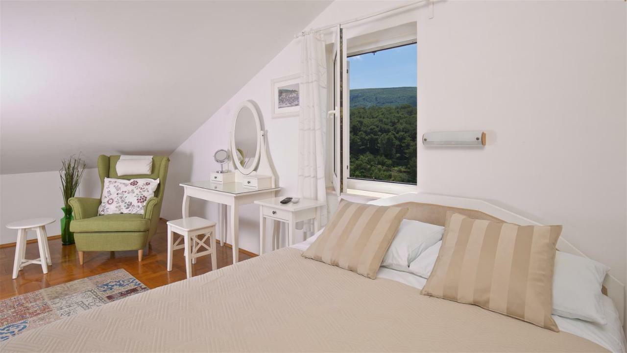ילסה Kalina Deluxe Apartments מראה חיצוני תמונה
